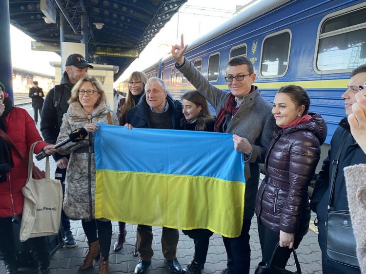 Кримський журналіст Микола Семена прибув до Києва 17 Кримський журналіст Микола Семена прибув до Києва