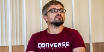 «В умовах тортур СІЗО». Чому затягують суди у справах громадських журналістів із Криму