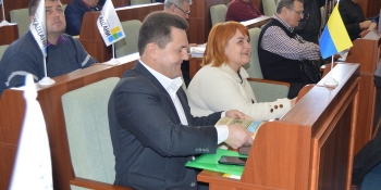 Черкаські депутати вкоротили язика владі