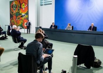 ЄФЖ закликає не відмовлятися від проведення прес-конференцій під час пандемії COVID-19