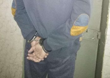 Поліція оперативно затримала чоловіка, який напав на знімальну групу телеканалу у Києві