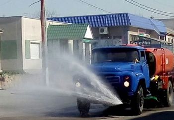 «Хворі на коронавірус садять картоплю на городах, а газета виходить за графіком» , – головний редактор районки