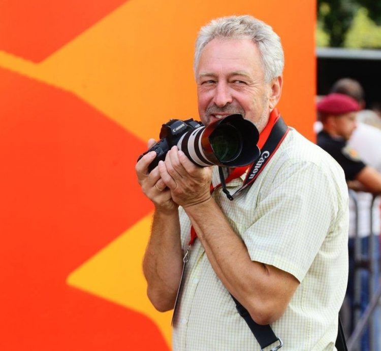 «Мить і ціле життя» Володимира Шеремета 17 «Мить і ціле життя» Володимира Шеремета