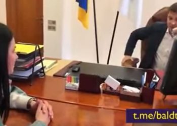 Губернатор викликав Нацгвардію через «провокаційне» питання журналістки
