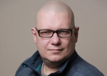 У Києві двоє патрульних побили журналіста до струсу мозку