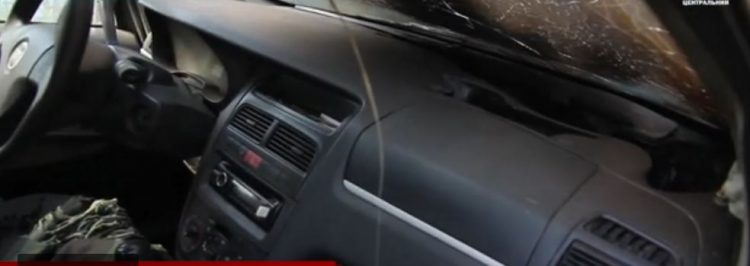 НАВМИСНИЙ ПІДПАЛ АВТІВКИ КОБЕЛЯЦЬКОГО ЖУРНАЛІСТА 17 НАВМИСНИЙ ПІДПАЛ АВТІВКИ КОБЕЛЯЦЬКОГО ЖУРНАЛІСТА