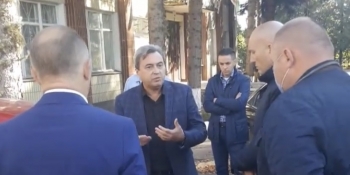 Напередодні виборів влада на Сумщині зі скандалом звільняє гендиректора телерадіокомпанії