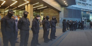 Приватна охорона перешкоджала діяльності журналіста видання «Pavlovsky News» прямо у центрі Києва