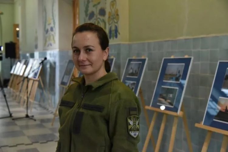 “У кожному фото – моя душа”: у Полтаві презентували фотовиставку офіцерки ЗСУ 17 “У кожному фото – моя душа”: у Полтаві презентували фотовиставку офіцерки ЗСУ