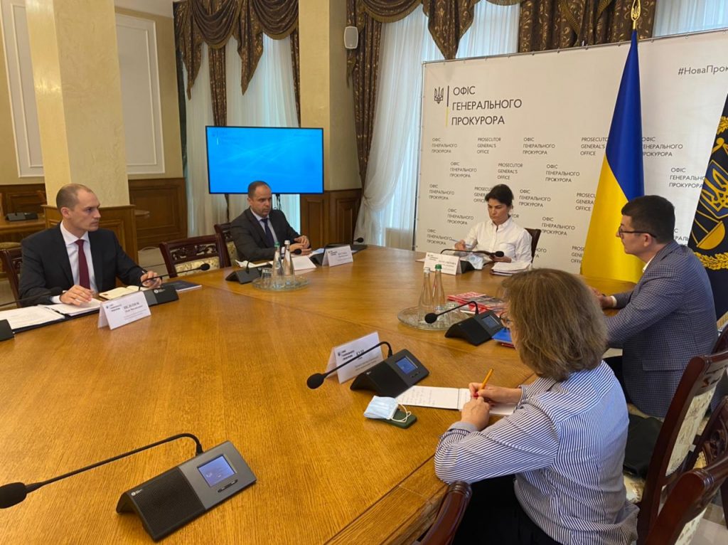 За ініціативи Генерального прокурора заслухано звіт щодо стану розслідування убивства журналіста Вадима Комарова