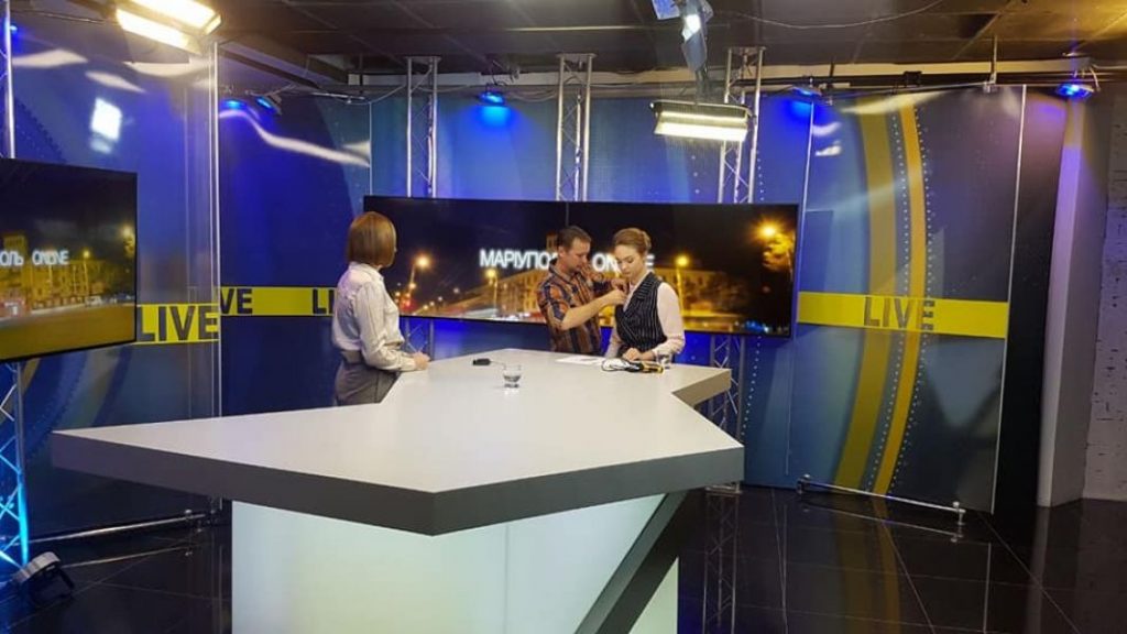 Держава має економічно підтримувати мовників Донеччини та Луганщини, – учасники Наради НСЖУ