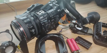 Травмовано двох телеоператорів. У Дніпрі атакували журналістів, які фіксували демонтаж рекламних конструкцій, – НСЖУ