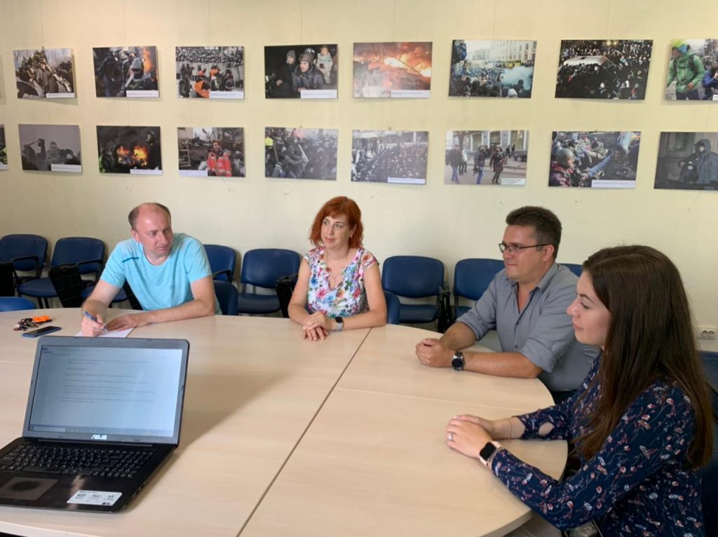 В НСЖУ обговорили шляхи вирішення міграційних проблем для білоруських журналістів в Україні
