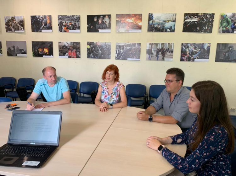 В НСЖУ обговорили шляхи вирішення міграційних проблем для білоруських журналістів в Україні