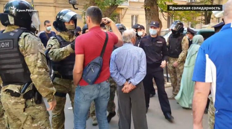 Нова атака на свободу слова: у Криму затримано чотирьох кримськотатарських журналістів, - НСЖУ 17 Нова атака на свободу слова: у Криму затримано чотирьох кримськотатарських журналістів, – НСЖУ