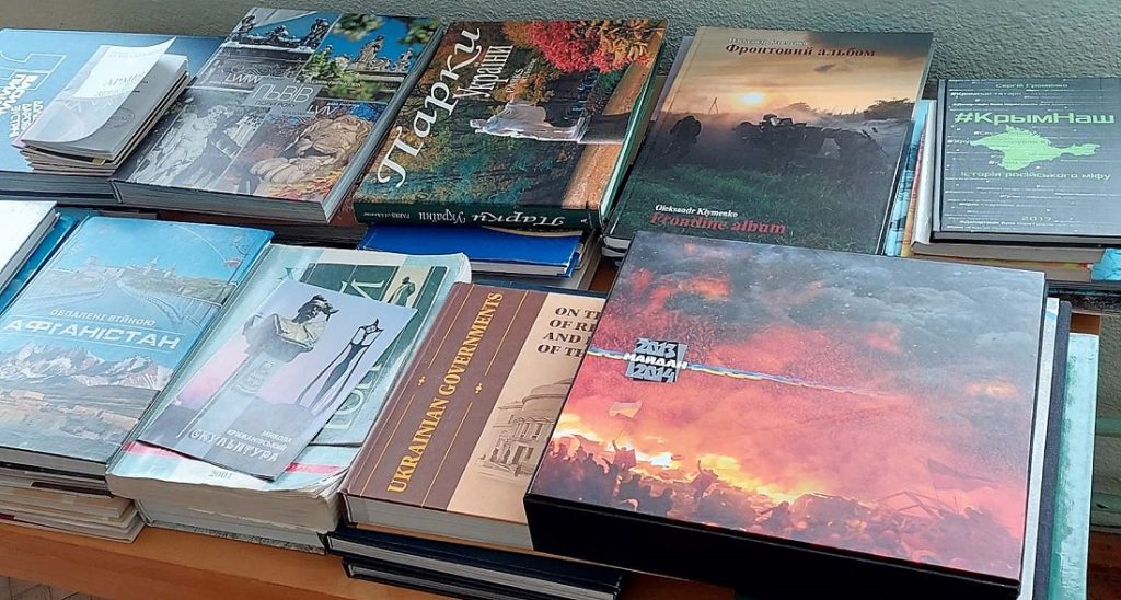 Журналісти-доброчинці привітали захисників Вітчизни