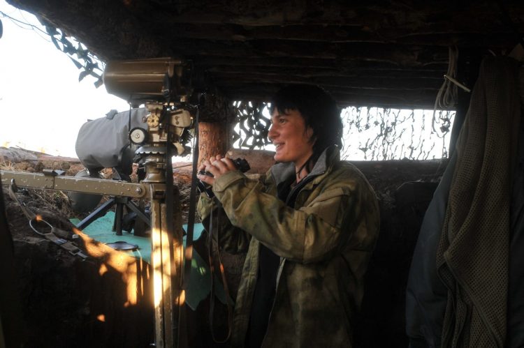 «Позивний Мауглі»: Війна очима фотокора Олени Худякової (АНОНС) 17 «Позивний Мауглі»: Війна очима фотокора Олени Худякової (АНОНС)