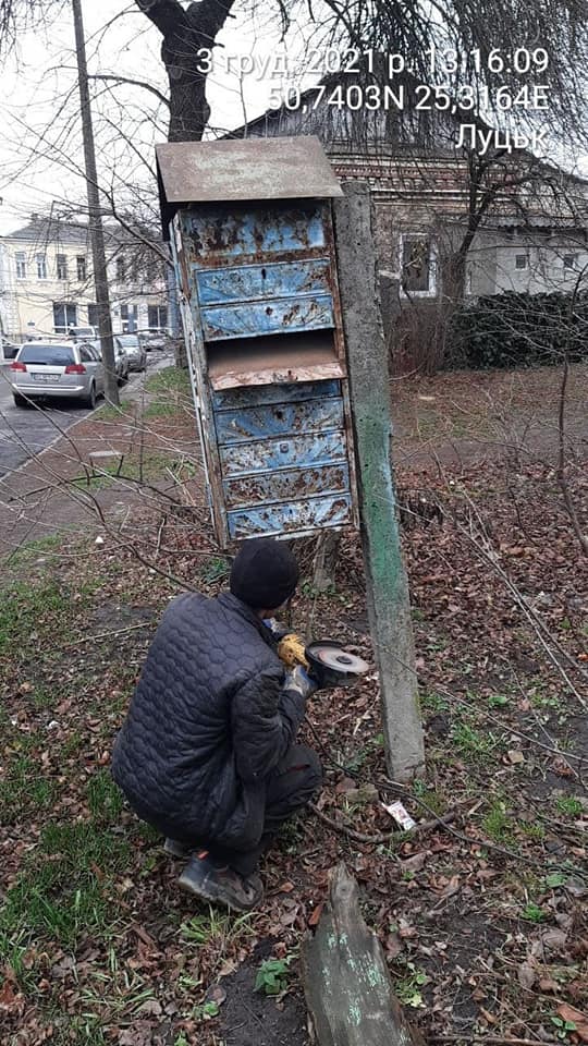 В Луцьку розпочався масовий демонтаж колективних поштових скриньок 1