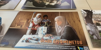 «Наші родини живуть наче у в’язниці просто неба», – у НСЖУ відкрито фотовиставку «Громадянські журналісти важливі!»