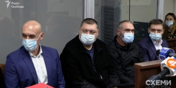 Напад на журналістів «Схем» в «Укрексімбанку»: обвинувачені не визнають своєї провини