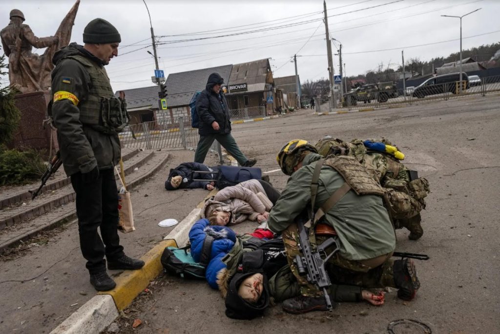 Цей жахливий знімок з України є тривожним дзвінком: вільна преса необхідна для свободи