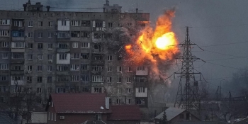 Європейська федерація журналістів про новий воєнний злочин: десятки журналістів застрягли в блокаді Маріуполя