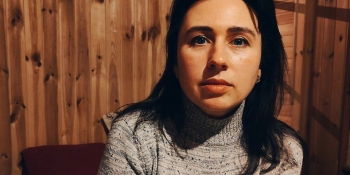 «Ми їхали в повну невідомість. Їхали, не розуміючи, що і де будемо робити», — журналістка з Бучі Юлія Бережко-Камінська