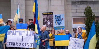 «Кожного дня мені пишуть незнайомі люди, воїни ЗСУ. Дякують за котів», – одеситка Юлія Подмогіна