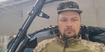 Вивіз родину з Донеччини та пішов у ЗСУ: редактор одного з інтернет-видань Словянська захищає Україну