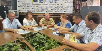 Про війну в Україні,  здобутки ЗСУ та силу козацького роду. У Запоріжжі презентували книгу до Дня Незалежності.