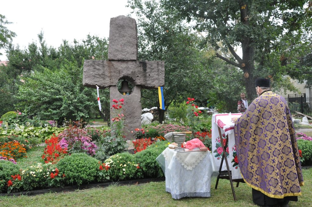 У Києві відбулося поминальне богослужіння за загиблими українськими журналістами (ФОТОрепортаж)