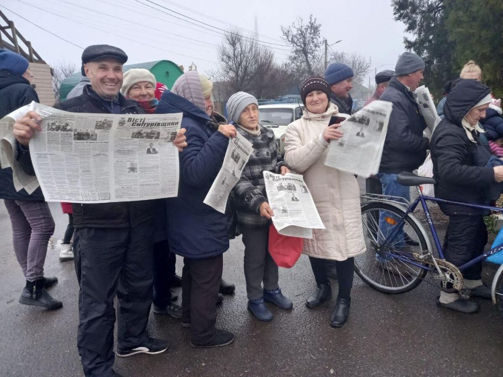 Журналістка зі звільненої Снігурівки: Усе місто сіло на велосипеди й почало шукати «орків». А їх нема… 12