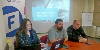 «Завдяки журналістам у світі дізналися про реалії війни в Україні»: в Черкасах презентували виставку-меморіал на пошану загиблих медійників