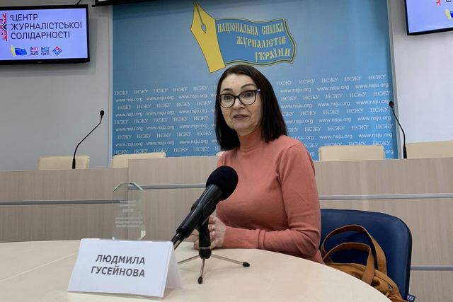 Volunteer Liudmyla Huseinova, who was released from captivity, was awarded the National Human Rights Award at the NSJU 1