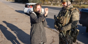 «Редакцію розграбували, багато руйнувань», – редактор газети із щойно звільненого міста Миколаївщини