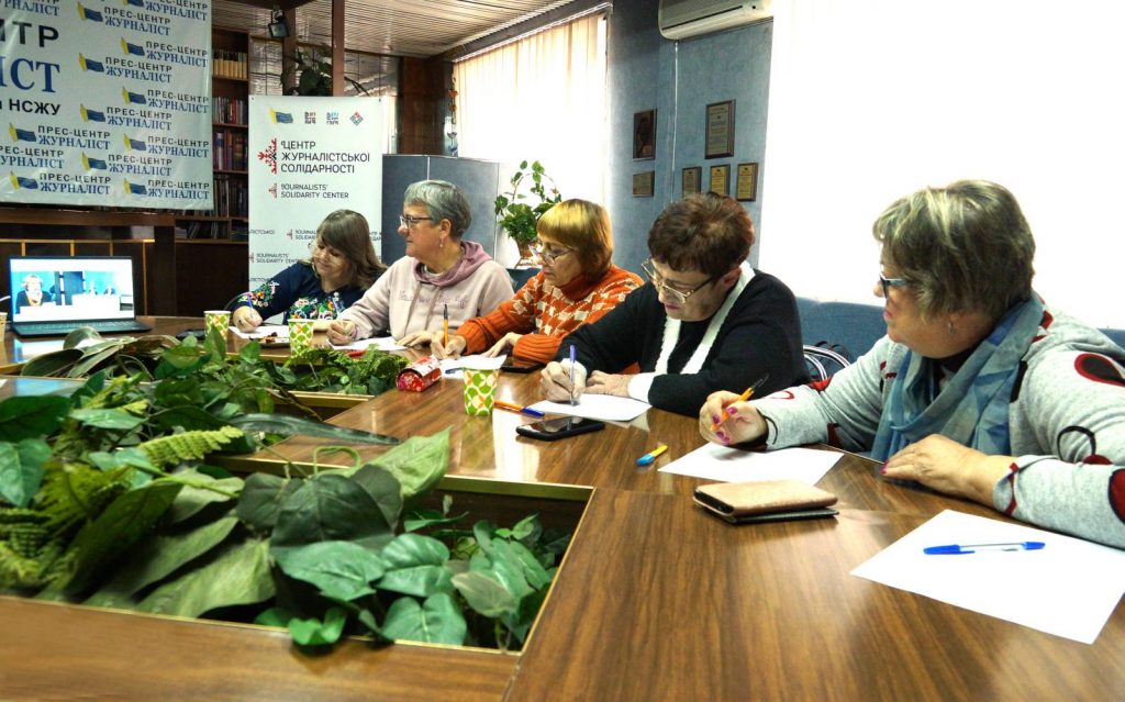 Писати радіодиктанти важливо для формуваня нації