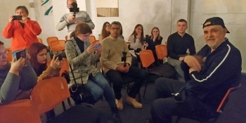 Як за допомогою мобільного телефона швидко відзняти і змонтувати відеосюжет