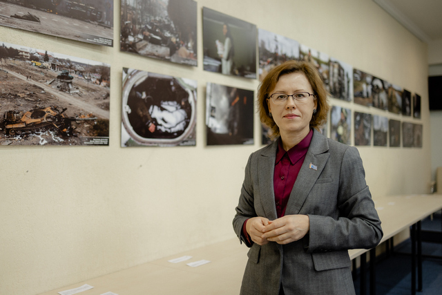 «За світлинами фотожурналістів можна писати книжку», – відвідувачі діляться враженнями про «Спалахи війни 2022» 2