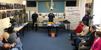 Knowledge that saves lives: «How to survive in a minefield" Safety training for journalists takes place in Kyiv 18 Знання, що рятують життя: у Києві відбувся тренінг з протимінної безпеки для журналістів
