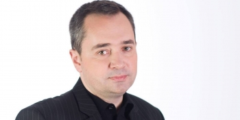 Чутки про смерть газет передчасні, вважає медіаексперт і журналіст Юрій Ісаєв