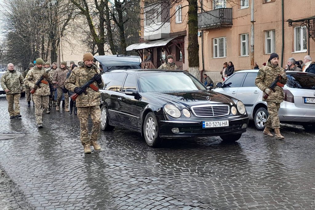 «Мав веселу вдачу, часто жартував», – близькі люди і колеги згадують журналіста Дмитра Кудрявцева, який поліг за Батьківщину 2