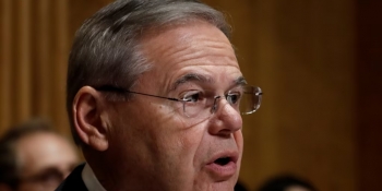 Сенатор США Боб Менендес приєднався до захисту 14 кримських журналістів