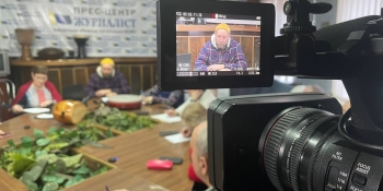 Запорізький музикант Денис Васильєв записує для історії звуки війни