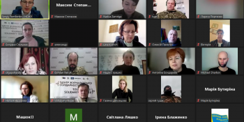 «Спрацювати оперативно і не нашкодити військовим»: у НСЖУ розповіли, як цивільним журналістам слід поводитися на фронті