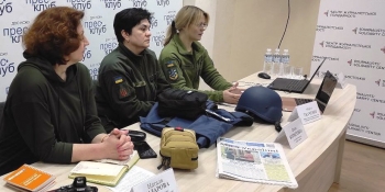 Про спілкування з військовими та золоте правило медичної допомоги: безпековий тренінг у Дніпровському центрі журналістської солідарності
