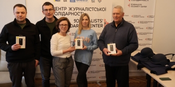 «У гарячих точках, коли техніку використовуєш нон-стоп, без павербанку – ніяк», – журналіст Дмитро Ключко