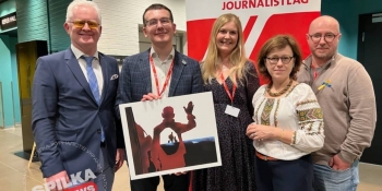 Норвезькі колеги передали НСЖУ роботу, відзначену на конкурсі газетних малюнків року