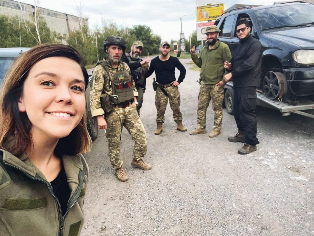 «На передовій – геть інше життя. Там пишеться історія», – героїня публікації в «Vogue» Вікторія Хамаза