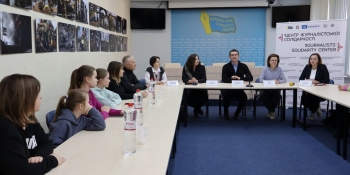 Шанс пізнати медіаіндустрію: в НСЖУ відкрилася школа журналістів для дітей-переселенців