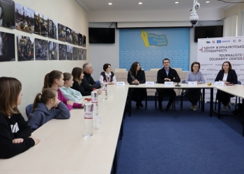 Шанс пізнати медіаіндустрію: в НСЖУ відкрилася школа журналістів для дітей-переселенців